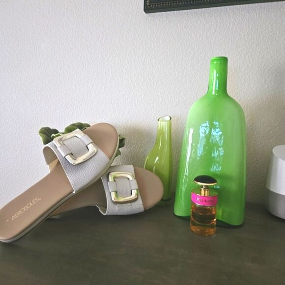 Aerosoles Cream Sandals with Buckle Size 9 - Picture 1 of 3